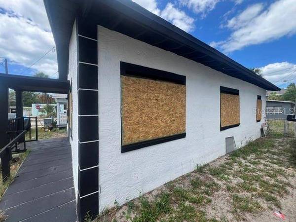 1106 CARLTON ST, Clearwater, FL 33755