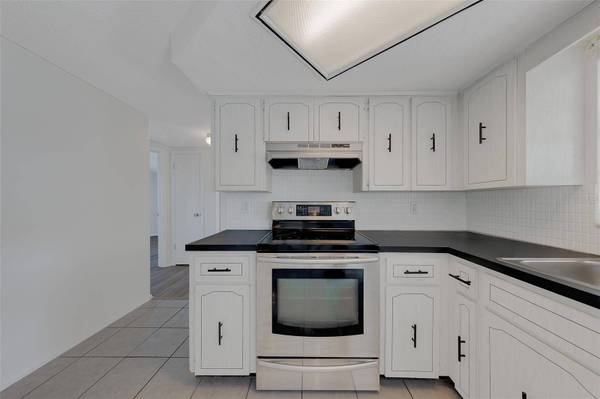 9830 RAINBOW LN, Port Richey, FL 34668
