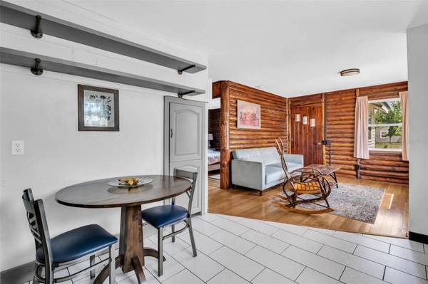 2600 26TH AVE N, St Petersburg, FL 33713