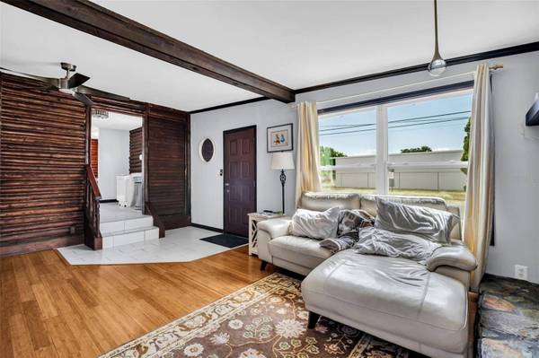 2600 26TH AVE N, St Petersburg, FL 33713