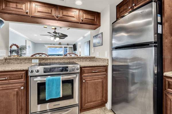 3500 GULF BLVD #407B, Belleair Beach, FL 33786