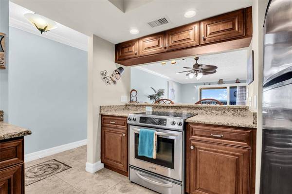 3500 GULF BLVD #407B, Belleair Beach, FL 33786