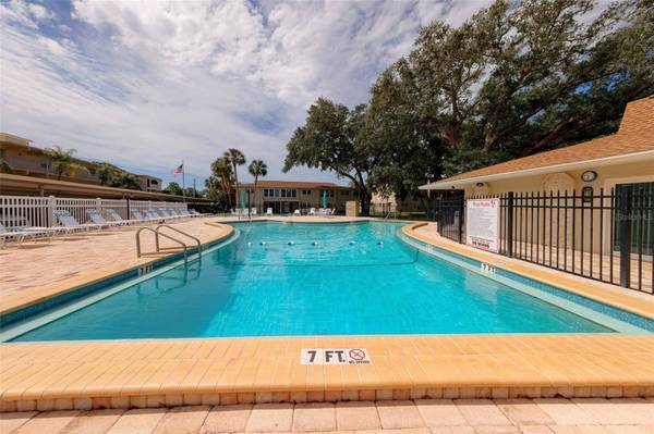 946 VIRGINIA ST #107, Dunedin, FL 34698