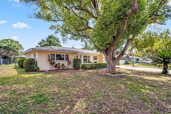 1935 JEFFORDS ST, Clearwater, FL 33764