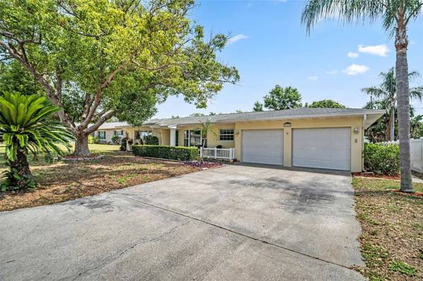 1935 JEFFORDS ST, Clearwater, FL 33764