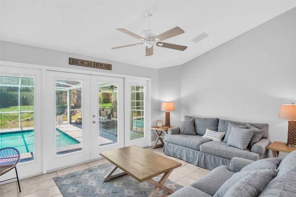2654 CRYSTAL CIR, Dunedin, FL 34698