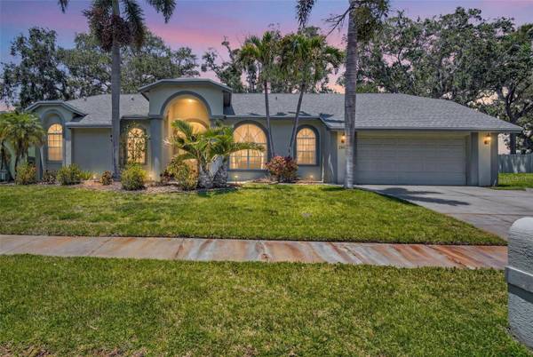 2654 CRYSTAL CIR, Dunedin, FL 34698