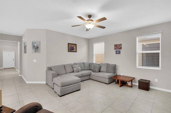 9579 FLOURISH DR, Land O Lakes, FL 34637
