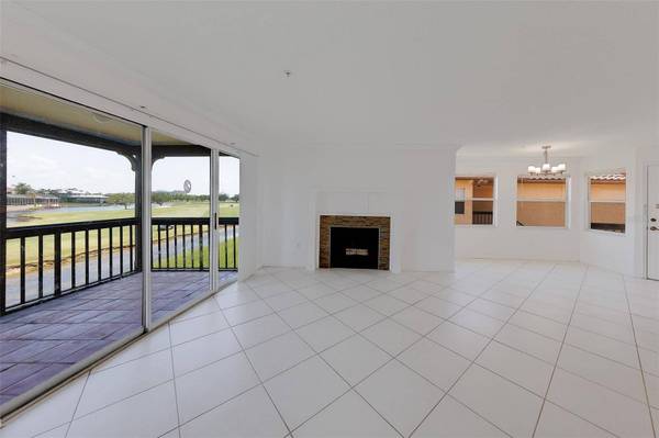2400 FEATHER SOUND DR #928, Clearwater, FL 33762