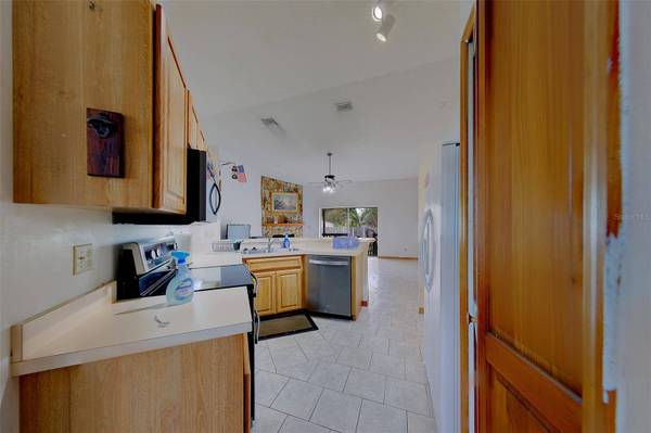 11150 BROADWOOD DR N, Pinellas Park, FL 33782