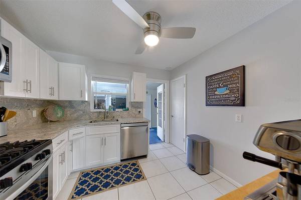 9906 LILY ST N, Pinellas Park, FL 33782