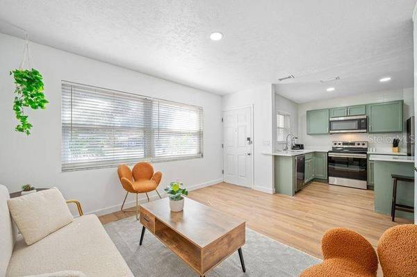4409 W PEARL AVE, Tampa, FL 33611