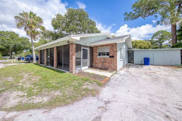 153 NEW YORK AVE, Dunedin, FL 34698