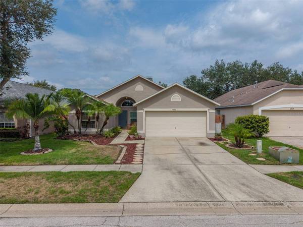 8422 POYDRAS LN, Tampa, FL 33635