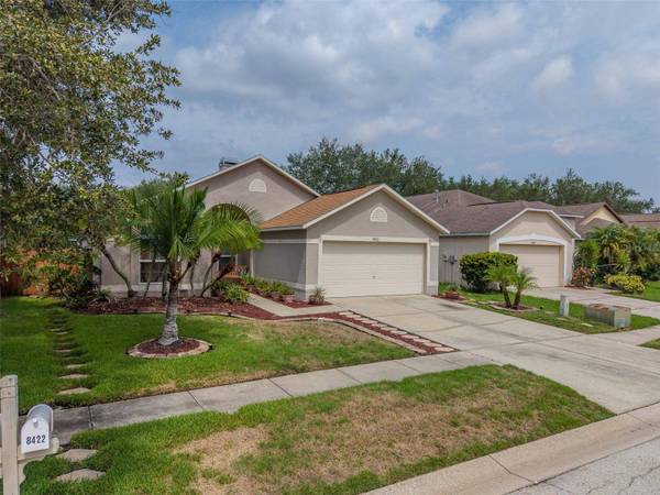 8422 POYDRAS LN, Tampa, FL 33635