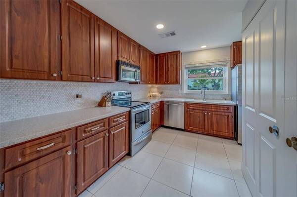 2700 BAYSHORE BLVD #588, Dunedin, FL 34698