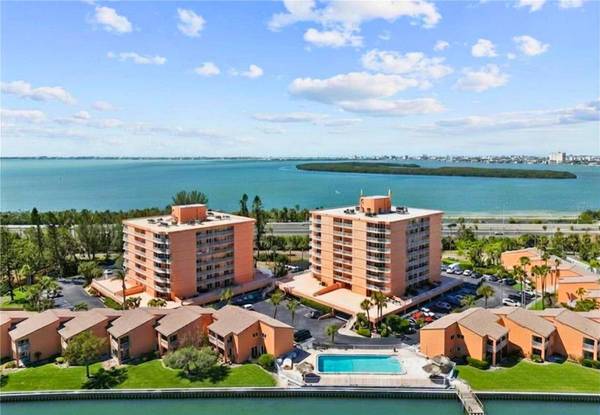 7400 SUNSHINE SKYWAY LN S #106