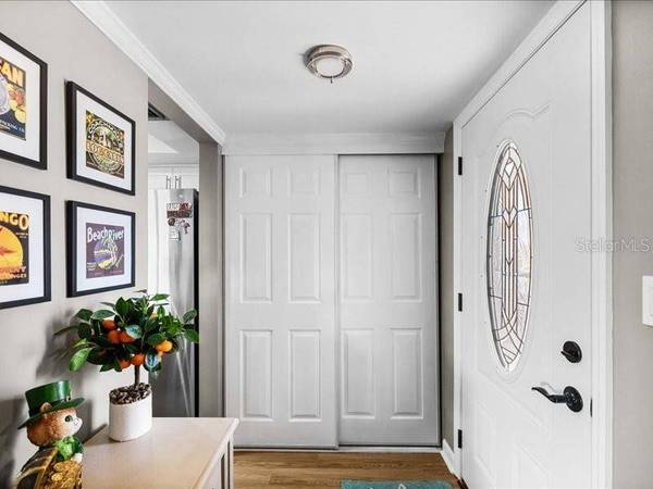7400 SUNSHINE SKYWAY LN S #106, St Petersburg, FL 33711