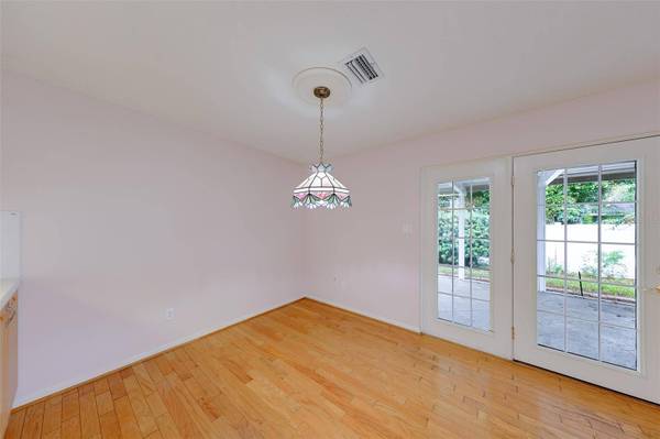 1869 SOUTHWOOD LN, Clearwater, FL 33764