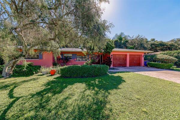 1105 WOODCREST AVE