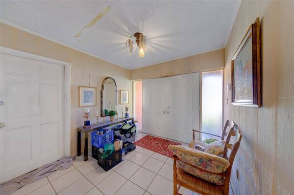 1105 WOODCREST AVE, Clearwater, FL 33756