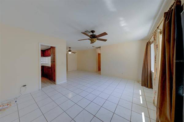 811 69TH AVE S, St Petersburg, FL 33705