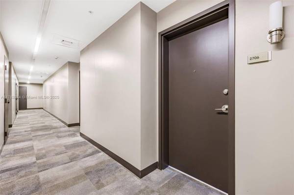 3470 E Coast Ave #H2706, Miami, FL 33137