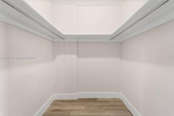 5401 Collins Ave #629, Miami Beach, FL 33140