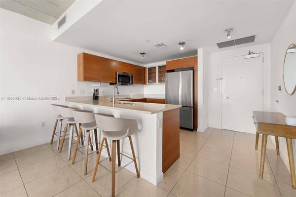 3250 NE 1st Ave #713, Miami, FL 33137