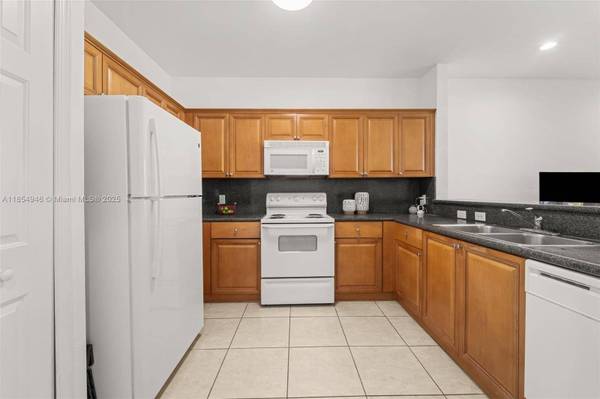 4076 SW 159th Ave #8, Miramar, FL 33027