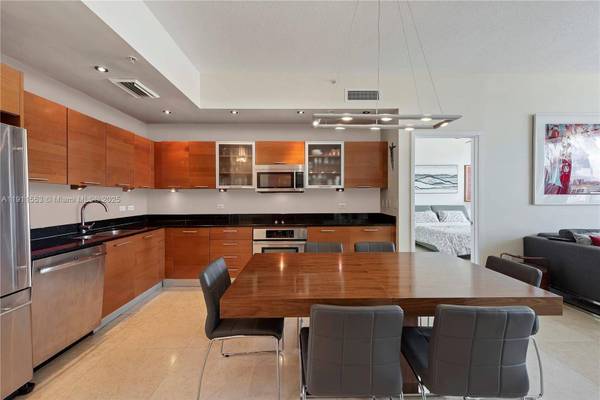 3470 E Coast Ave #H1809, Miami, FL 33137