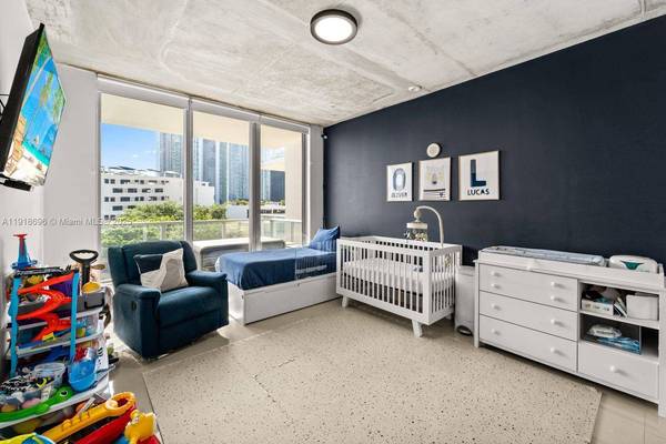 3470 E Coast Ave #H0402, Miami, FL 33137