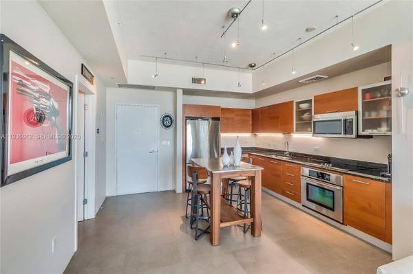 3470 E Coast Ave #H1903, Miami, FL 33137