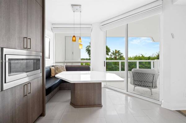 21150 NE 38 Ave #603, Aventura, FL 33180