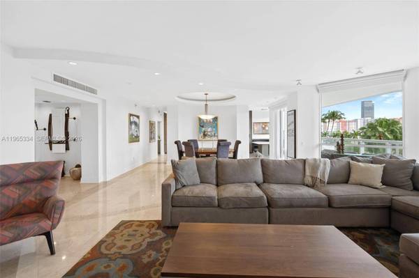 21150 NE 38 Ave #603, Aventura, FL 33180