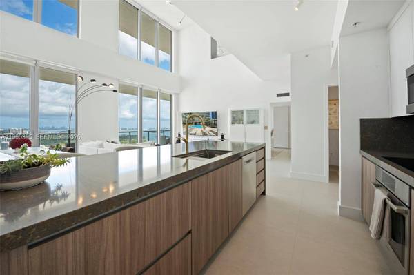 3470 E Coast Ave #PH102, Miami, FL 33137