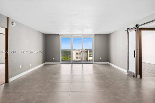 2801 NE 183rd St #1801W, Aventura, FL 33160