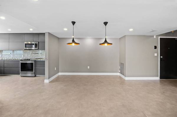 2801 NE 183rd St #1801W, Aventura, FL 33160
