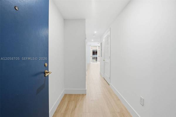 90 NE 32nd ST #414, Miami, FL 33137