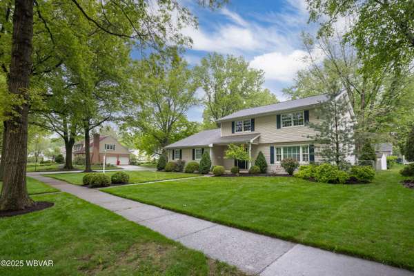 980 CANTERBURY RD, Williamsport, PA 17701