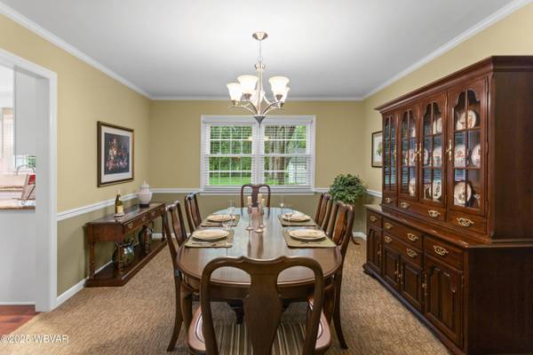 980 CANTERBURY RD, Williamsport, PA 17701