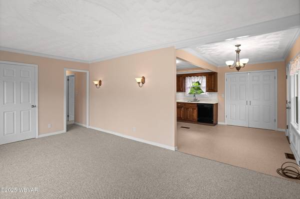 2434 RITCHEY ST, Williamsport, PA 17701