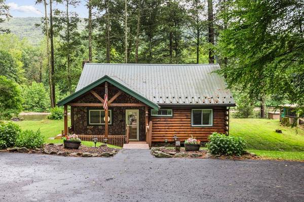 2176 Wallis Run Road, Montoursville, PA 17754