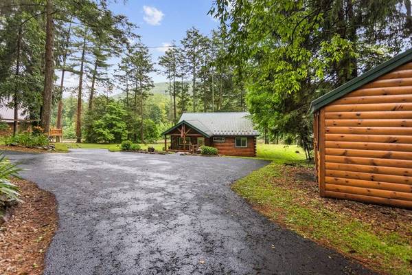 2176 Wallis Run Road, Montoursville, PA 17754