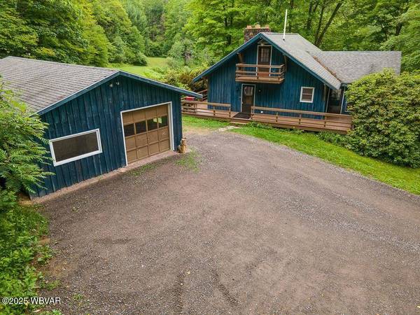33 CABIN RUN RD, Ulysses, PA 16948