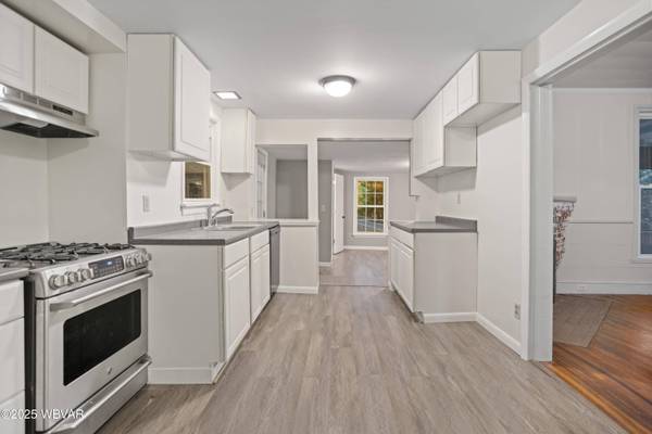 1241 WARRENSVILLE RD, Montoursville, PA 17754