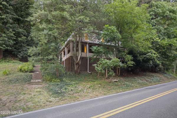 1241 WARRENSVILLE RD, Montoursville, PA 17754