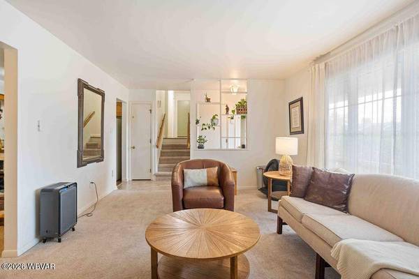 2523 WALDMAN DR, Williamsport, PA 17701