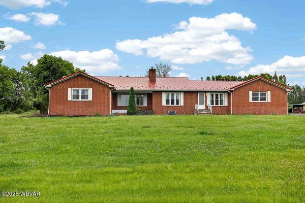 227 CARPENTERS LN, Muncy, PA 17756
