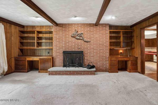 227 CARPENTERS LN, Muncy, PA 17756
